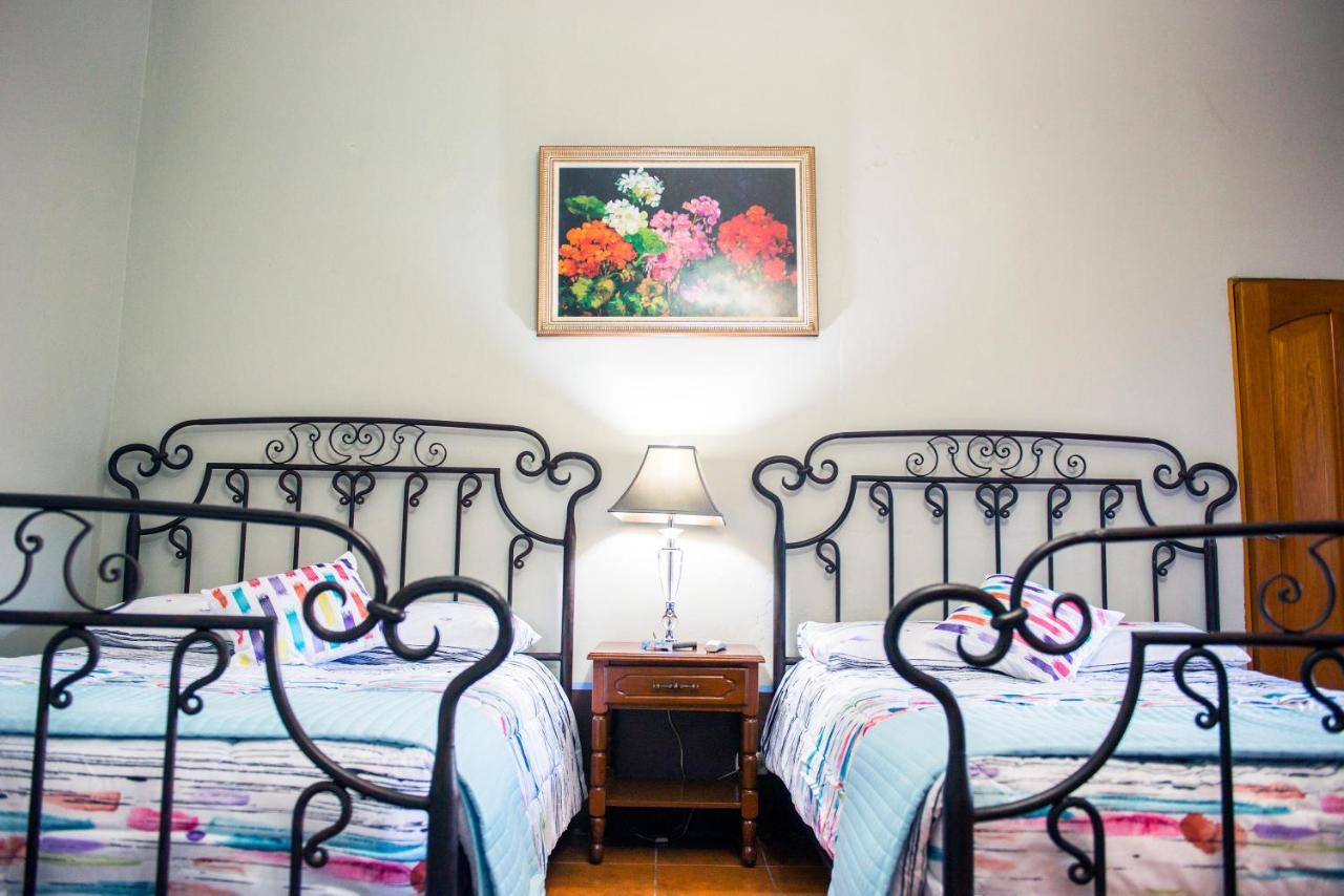 Hotel Casa De Las Fuentes 안티구아 과테말라 외부 사진